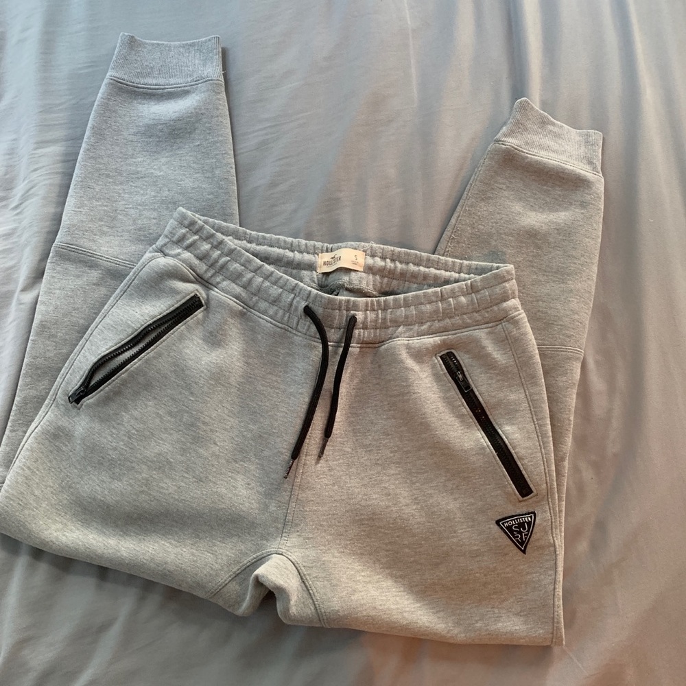 Men’s Hollister joggers